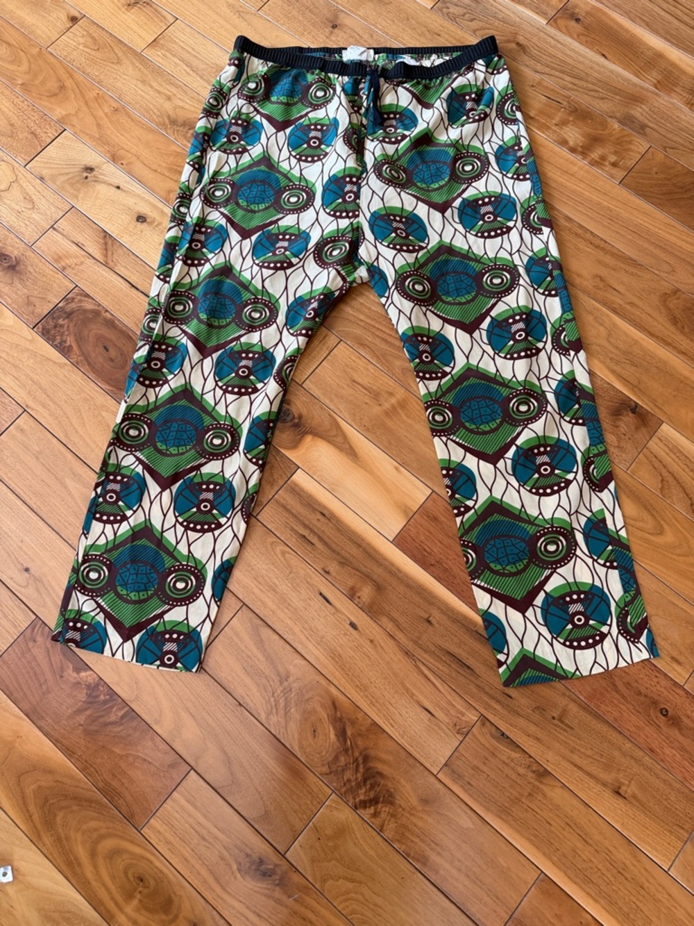 Printed Pull-On Capris in Green & Blue